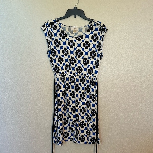 LOFT Dresses & Skirts - Womens Ann Taylor Loft dress size XS.